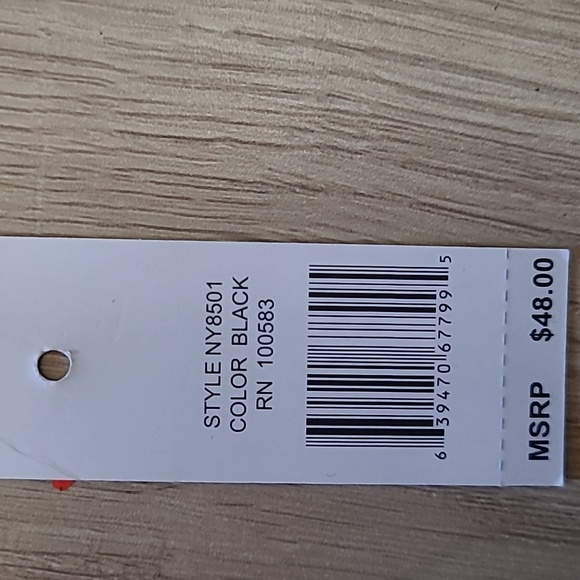 NWT 'NICOLE MILLER' New York Wallet Purse with handstrap - Picture 12 of 12